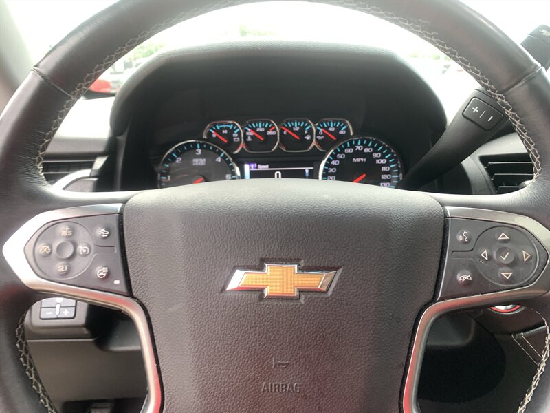 2015 Chevrolet Suburban LTZ - Photo 25 - Palatine, IL 60074