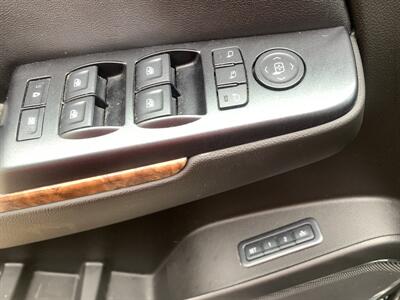 2015 Chevrolet Suburban LTZ - Photo 21 - Palatine, IL 60074