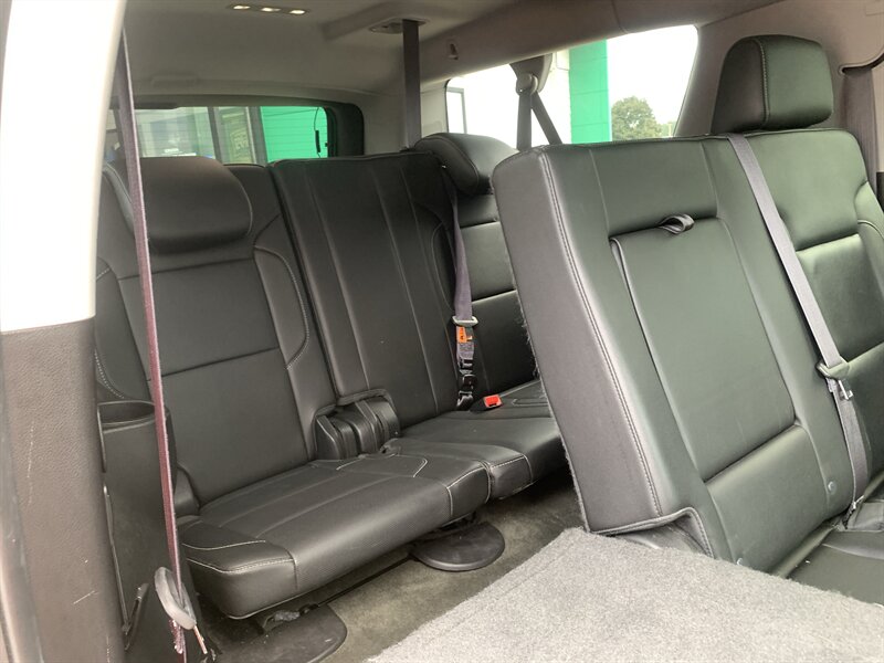 2015 Chevrolet Suburban LTZ - Photo 15 - Palatine, IL 60074