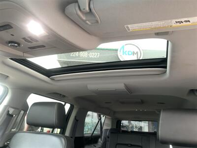 2015 Chevrolet Suburban LTZ - Photo 14 - Palatine, IL 60074