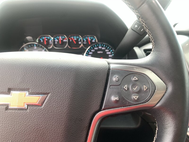 2015 Chevrolet Suburban LTZ - Photo 27 - Palatine, IL 60074