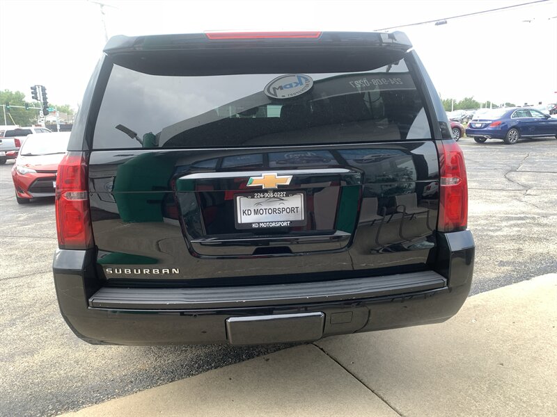 2015 Chevrolet Suburban LTZ - Photo 6 - Palatine, IL 60074