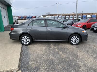 2012 Toyota Corolla LE   - Photo 4 - Palatine, IL 60074