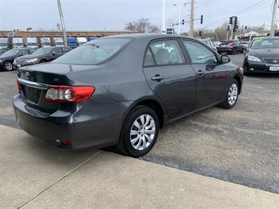 2012 Toyota Corolla LE   - Photo 2 - Palatine, IL 60074