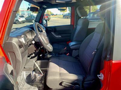 2011 Jeep Wrangler Sport   - Photo 15 - Palatine, IL 60074