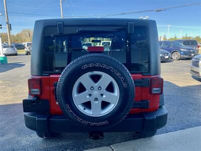 2011 Jeep Wrangler Sport   - Photo 5 - Palatine, IL 60074