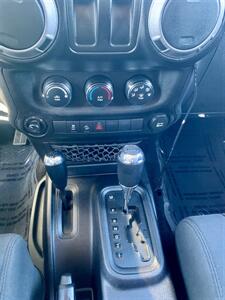 2011 Jeep Wrangler Sport   - Photo 22 - Palatine, IL 60074