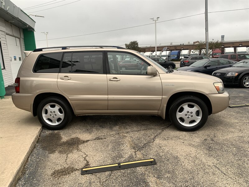 2004 Toyota Highlander Limited - Photo 2 - Palatine, IL 60074