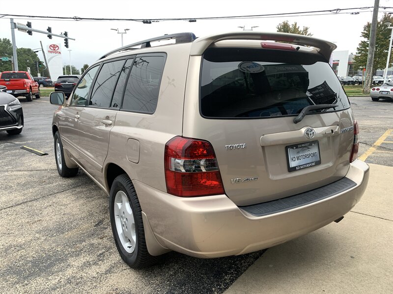 2004 Toyota Highlander Limited - Photo 7 - Palatine, IL 60074