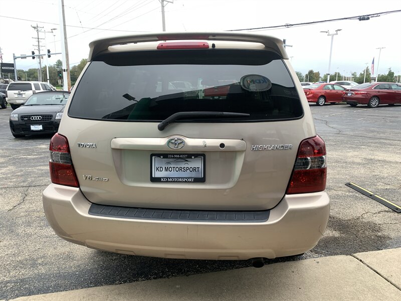 2004 Toyota Highlander Limited - Photo 6 - Palatine, IL 60074