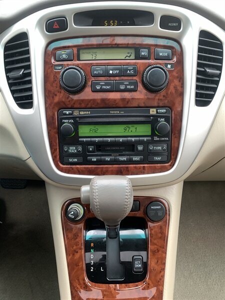 2004 Toyota Highlander Limited - Photo 30 - Palatine, IL 60074