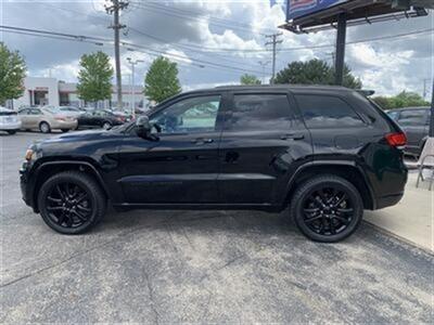 2018 Jeep Grand Cherokee Altitude   - Photo 8 - Palatine, IL 60074