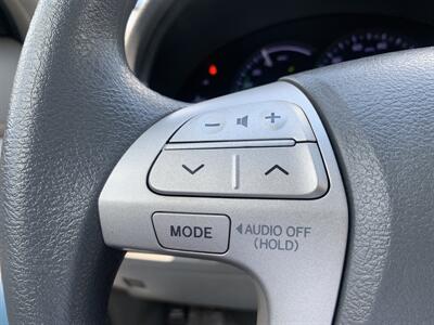 2010 Toyota Camry Hybrid   - Photo 11 - Palatine, IL 60074