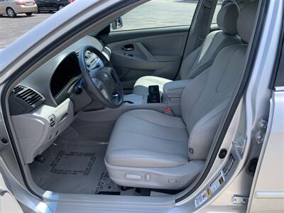 2010 Toyota Camry Hybrid   - Photo 15 - Palatine, IL 60074