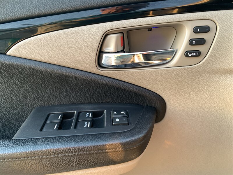 2016 Honda Pilot Elite - Photo 22