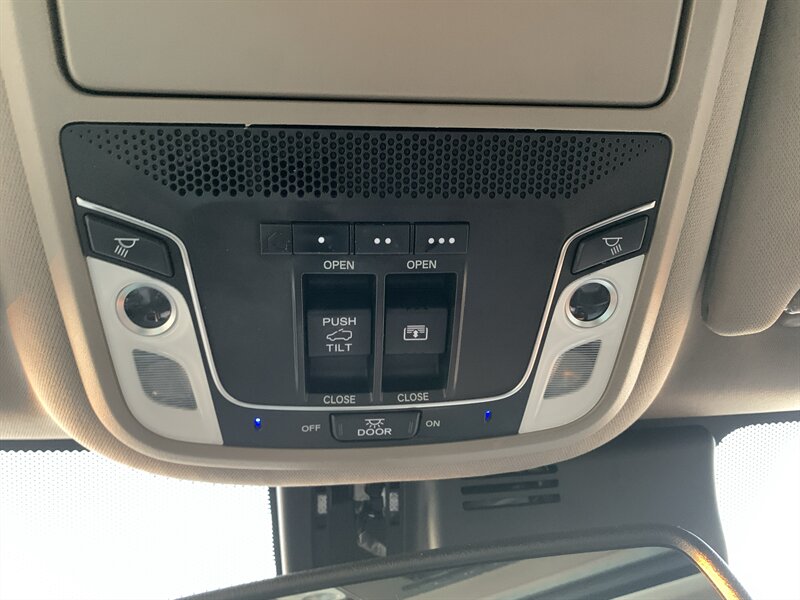 2016 Honda Pilot Elite - Photo 43