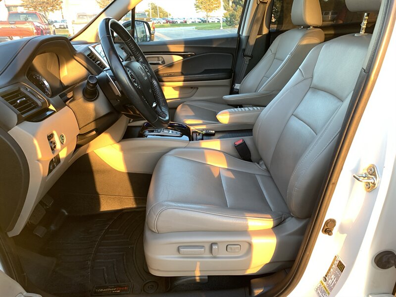 2016 Honda Pilot Elite - Photo 25
