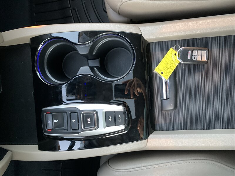 2016 Honda Pilot Elite - Photo 37