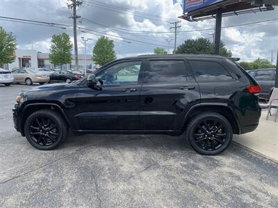 2017 Jeep Grand Cherokee Altitude   - Photo 8 - Palatine, IL 60074
