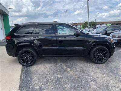 2017 Jeep Grand Cherokee Altitude   - Photo 5 - Palatine, IL 60074