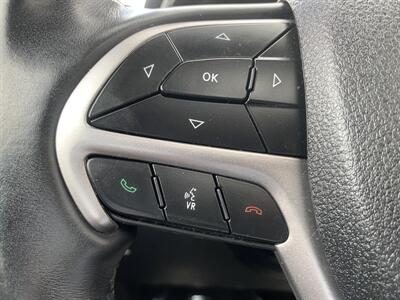 2017 Jeep Grand Cherokee Altitude   - Photo 23 - Palatine, IL 60074