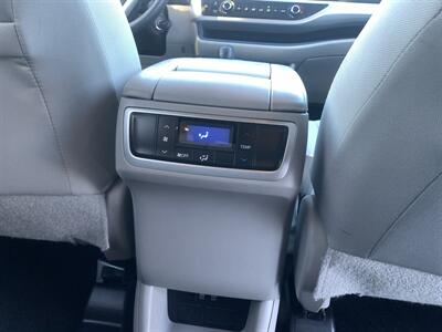 2018 Toyota Highlander LE   - Photo 18 - Palatine, IL 60074