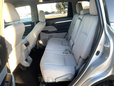 2018 Toyota Highlander LE   - Photo 17 - Palatine, IL 60074