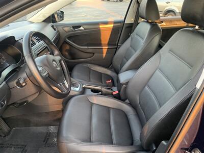 2011 Volkswagen Jetta SE   - Photo 16 - Palatine, IL 60074