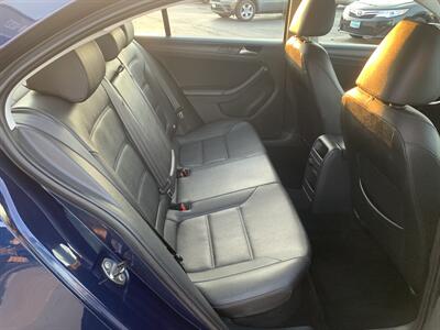 2011 Volkswagen Jetta SE   - Photo 13 - Palatine, IL 60074