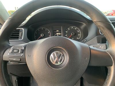 2011 Volkswagen Jetta SE   - Photo 17 - Palatine, IL 60074
