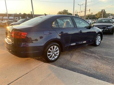 2011 Volkswagen Jetta SE   - Photo 5 - Palatine, IL 60074