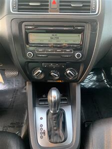 2011 Volkswagen Jetta SE   - Photo 24 - Palatine, IL 60074