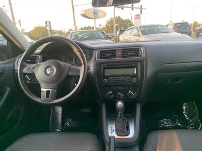 2011 Volkswagen Jetta SE   - Photo 14 - Palatine, IL 60074