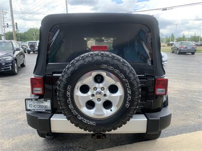 2014 Jeep Wrangler Unlimited Sahara   - Photo 6 - Palatine, IL 60074