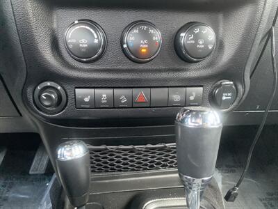 2014 Jeep Wrangler Unlimited Sahara   - Photo 27 - Palatine, IL 60074