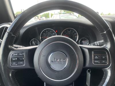 2014 Jeep Wrangler Unlimited Sahara   - Photo 18 - Palatine, IL 60074