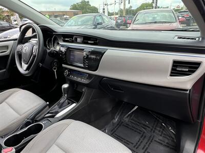 2016 Toyota Corolla LE   - Photo 15 - Palatine, IL 60074