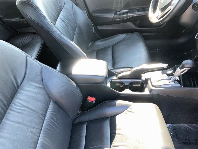 2015 Honda Civic EX-L - Photo 14 - Palatine, IL 60074