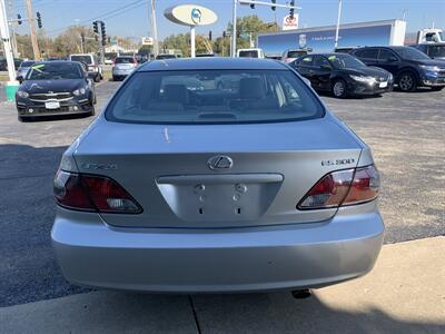 2003 Lexus ES 300   - Photo 7 - Palatine, IL 60074