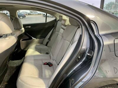 2010 Lexus IS 250   - Photo 13 - Palatine, IL 60074