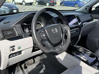 2017 Honda Pilot Touring   - Photo 14 - Palatine, IL 60074