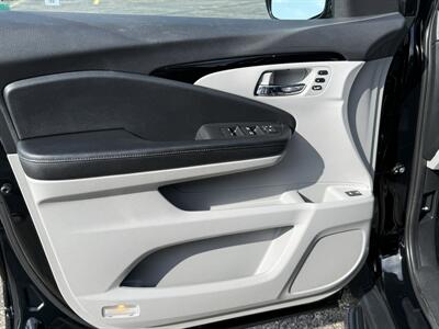 2017 Honda Pilot Touring   - Photo 12 - Palatine, IL 60074