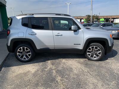 2017 Jeep Renegade Latitude   - Photo 4 - Palatine, IL 60074