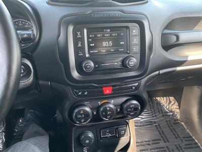 2017 Jeep Renegade Latitude   - Photo 16 - Palatine, IL 60074