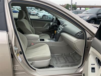 2007 Toyota Camry LE   - Photo 13 - Palatine, IL 60074