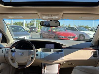 2010 Toyota Avalon Limited   - Photo 15 - Palatine, IL 60074