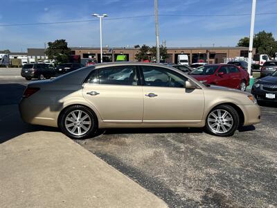 2010 Toyota Avalon Limited   - Photo 5 - Palatine, IL 60074