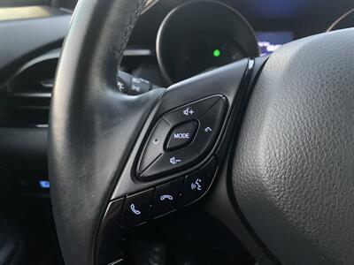 2018 Toyota C-HR XLE   - Photo 24 - Palatine, IL 60074