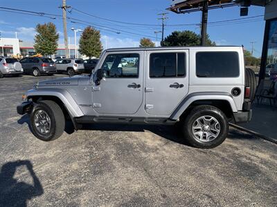 2013 Jeep Wrangler Unlimited Rubicon   - Photo 9 - Palatine, IL 60074