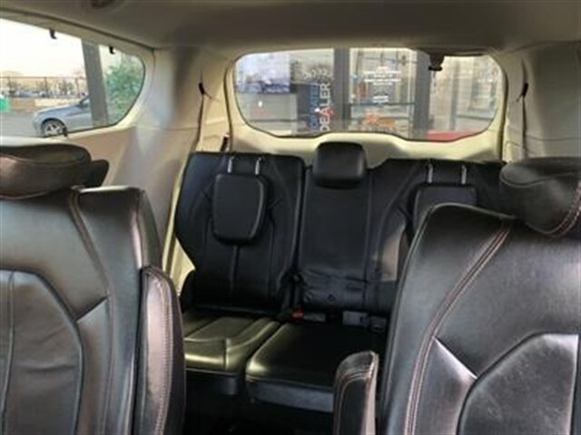 2017 Chrysler Pacifica Touring-L - Photo 20 - Palatine, IL 60074